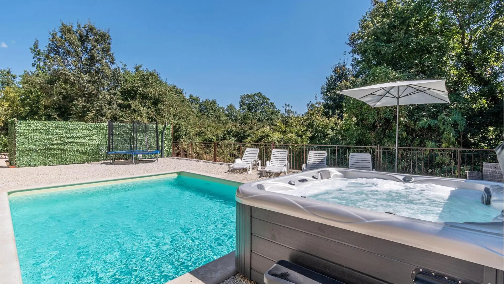 Stunning Home In Trosti With Wifi Rojnići Ferienhaus